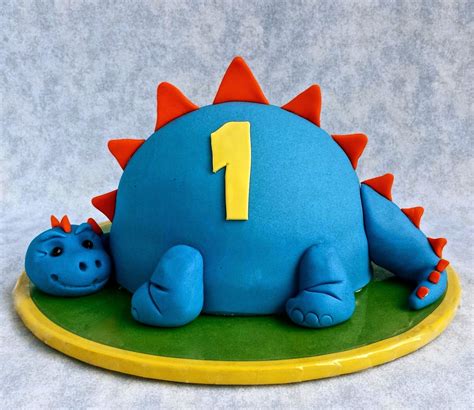 dinosmashcakejpg  dinosaur cake tutorial dinosaur cake
