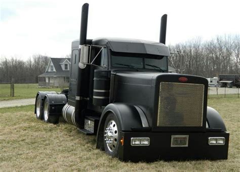 semitrckn peterbilt custom