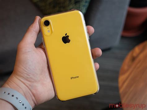 apples pricey iphone xr clear case    greatness