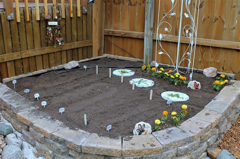 easy life meal  party planning raised bed gardening