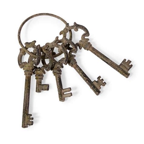 decorative antiqued cast iron keys antique keys vintage keys