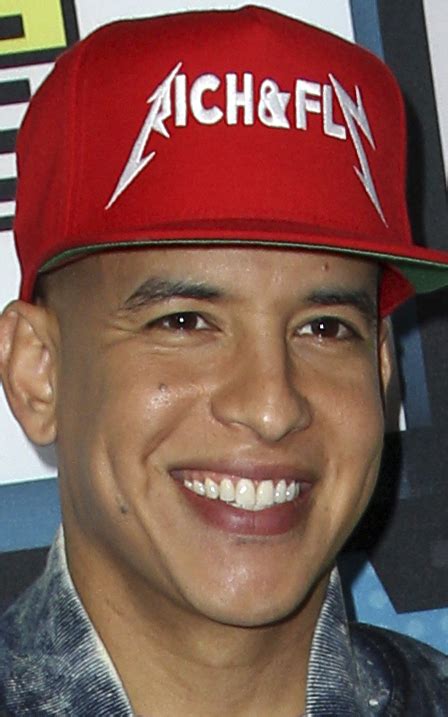 singer daddy yankee becomes first latino at no 1 on