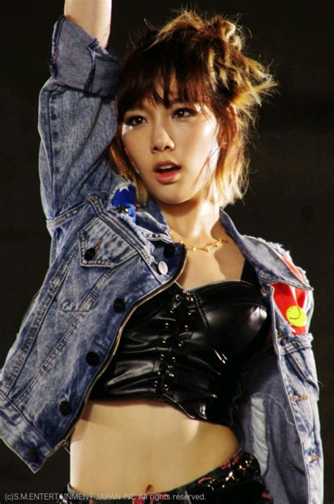 Taeyeon Japan Tour Messy Hair Sexy As Hell Imgur