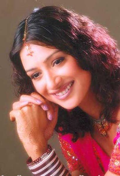 desi girls bollywood hot pictures and actresses gauri pradhan hot