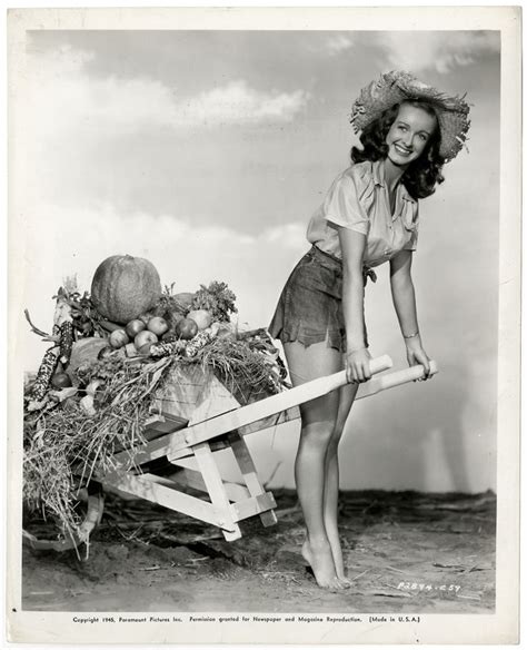 124 best thanksgiving pinups images on pinterest vintage holiday vintage thanksgiving and