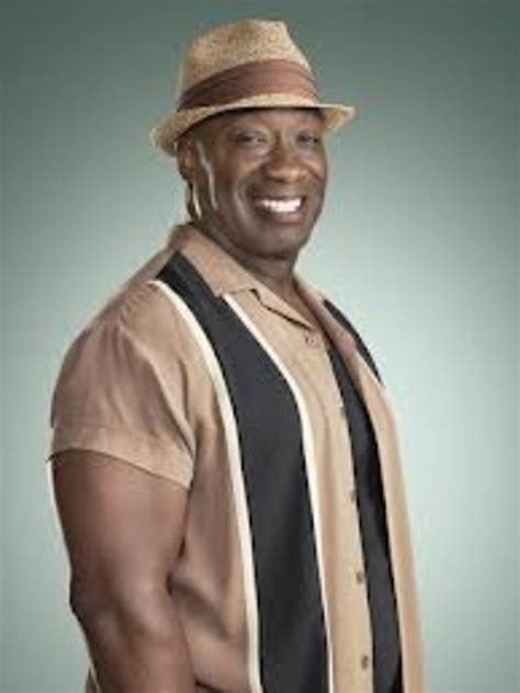 michael clarke duncan   talented hollywood actor rest  peace gentle giant hubpages