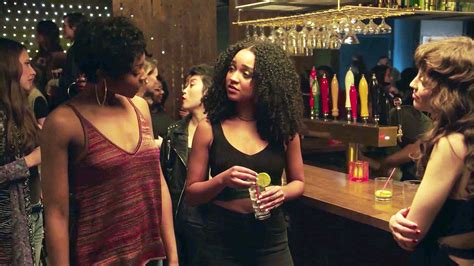 Lesbian Bars Feature In Many Women Centric Tv Shows But Are Missing