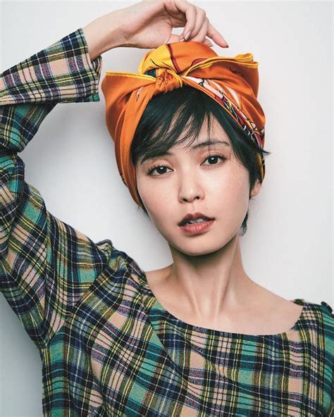 Otonamuseさんはinstagramを利用しています 「最新号の表紙の梨花さんの頭にはスカーフが！ ミューズスタッフ界隈でも、頭に
