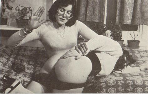 Vtglezspset01 08  In Gallery Vintage Lesbian Spanking