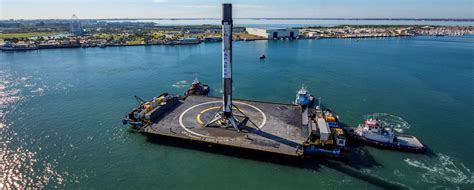 spacex delays starlink launch  ocean outmatches drone ship upgrades