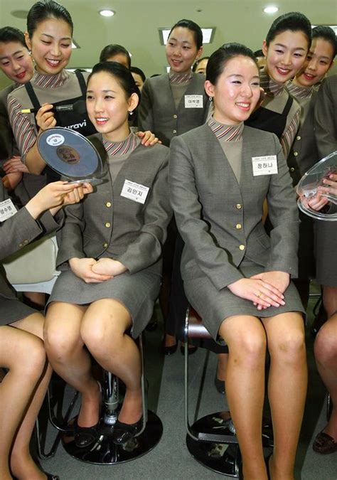 world stewardess crews the pretty stewardess in asiana 아시아나 스튜어디스 in 2019 flight attendant