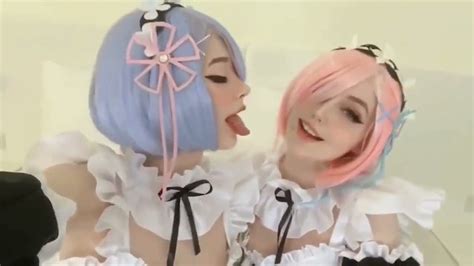 Anyone Know The Name Of The Vid Where These 2 Cosplayers Kiss Purple