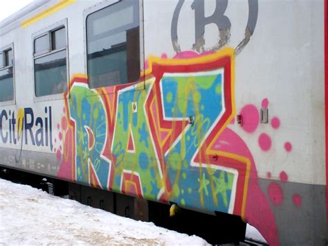 graffiti art trains raz graffiti