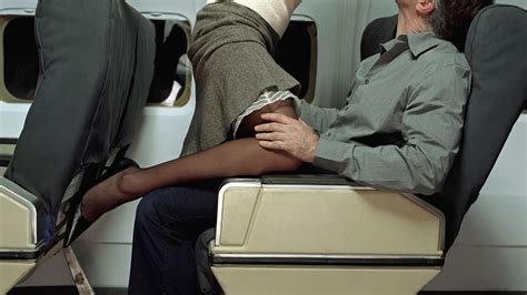 This Is What It S Like To Join The Mile High Club According To Members