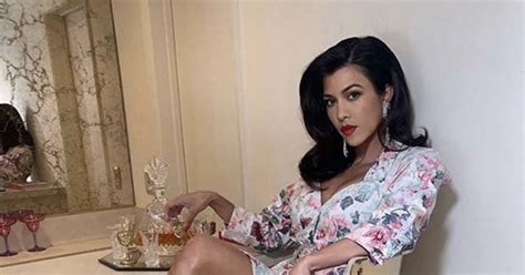 Kourtney Kardashian Oozes Sex Appeal In Thigh Skimming