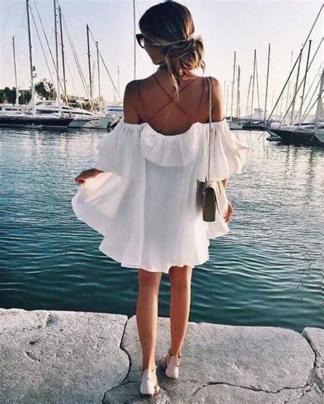 34 Beautiful White Sundresses For The Beach