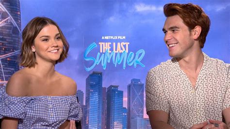 The Last Summer Stars Kj Apa And Maia Mitchell Reveal Why Their Sex