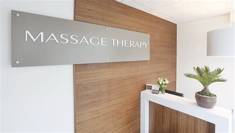independent massage  massage clinics parlours