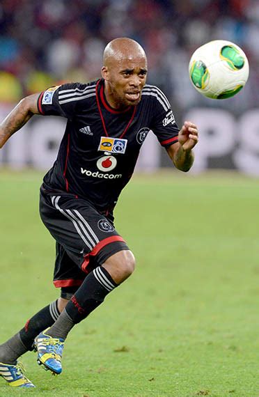 oupa manyisa    moving  europe diski