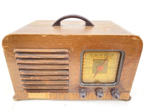 lot vintage philco wood table tube radio model