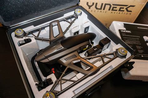 technology  product reviews yuneec typhoon   review
