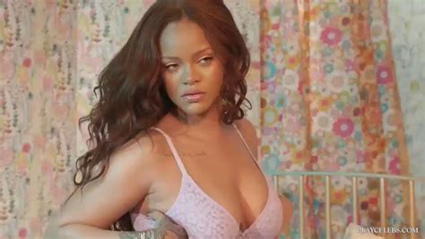 rihanna exposing her stunning body in sexy lingerie