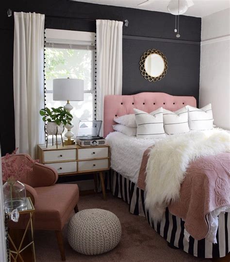 White Black And Pink Bedroom Glamorous Interiors Glamorous Decor
