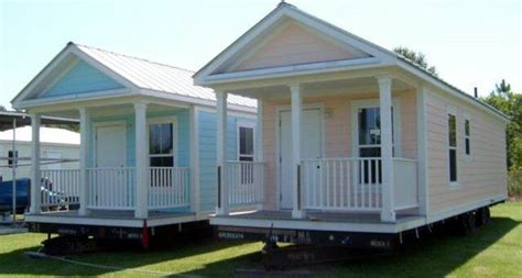 small mobile home cottages inspiration    trailer