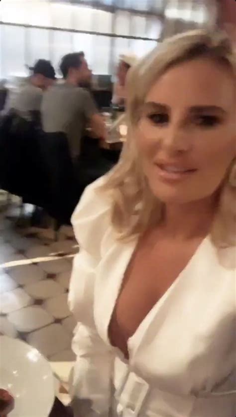 danielle armstrong nip slip 4 pics video thefappening