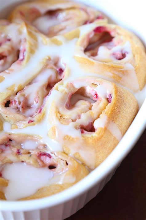 strawberry sweet cream rolls easy homemade strawberry recipe