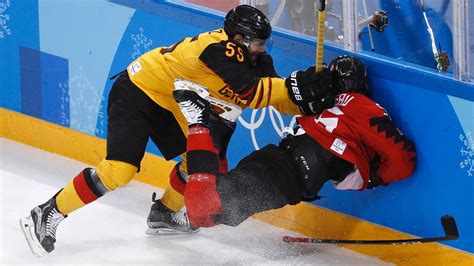 eishockey schande kanada unter schock  pruegeln die medien auf das