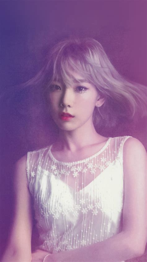 Hk82 Taeyeon Snsd Kpop Girl Purple Pink Wallpaper