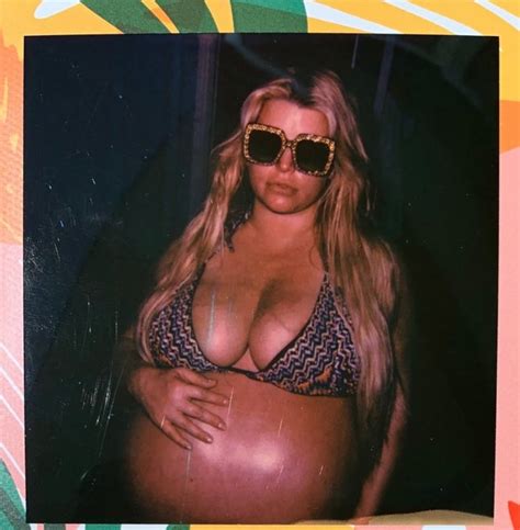 pregnant jessica simpson in a bikini porn pic eporner