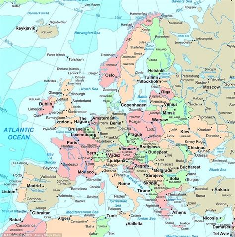 united kingdom uk  world map surrounding countries  location  europe map