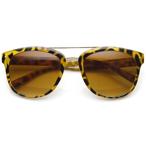 double bridged classic horn rimmed sunglasses with metal crossbar