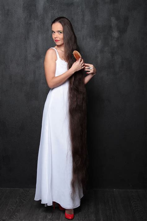 Long Hair Contest Svetlana Yarlykova With Her Very Long