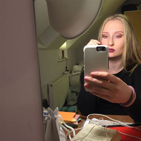 pin by ori davey on makeup mirror selfie selfie makeup