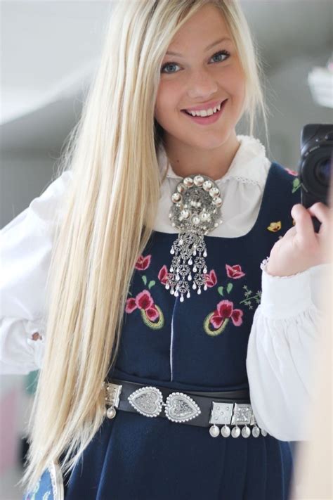 beautiful norwegian clothing swedish women traditional outfits