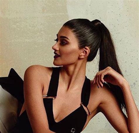 this british indian supermodel is the new face of l oréal