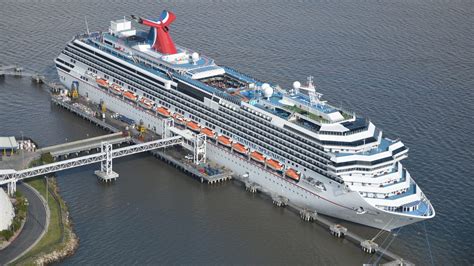 carnival cruise lines carnival splendor    cruise ship