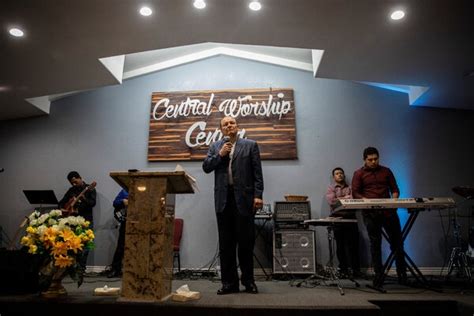 latino evangelical and politically homeless the new york times