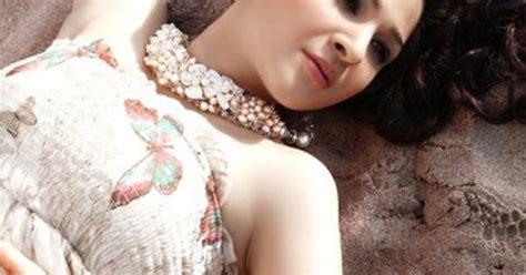 ayesha omer pictures and hd wallpapers at 2012 08 ayesha omer hot