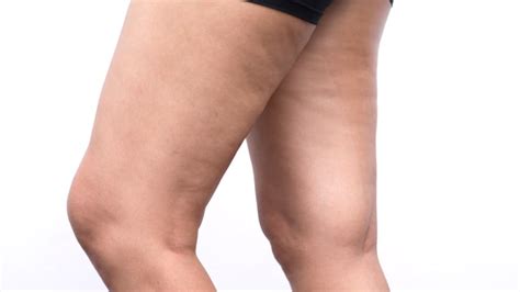 model ashley graham loves her cellulite and so should you