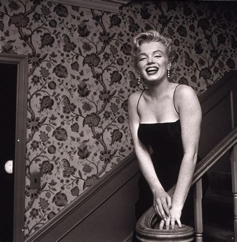 21 Photos Of Marilyn Monroe At Ease In Her Own Skin