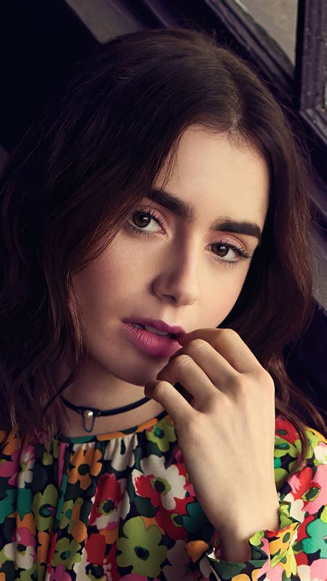Lily Collins British American Actress Celebrity Women Girls
