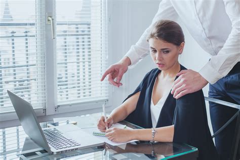 how to handle a sexual harassment case visual task tips