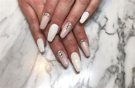 pearl nails spa  horaire douverture  springborough blvd sw