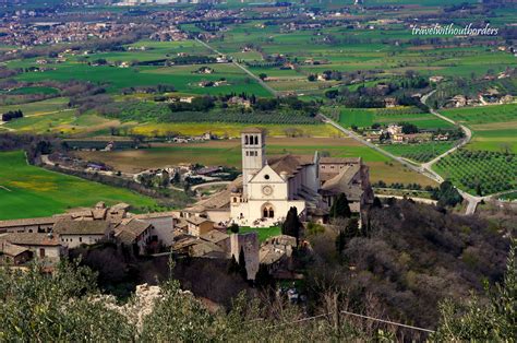 assisi 25 000 residents who steal the spotlight in umbria italy