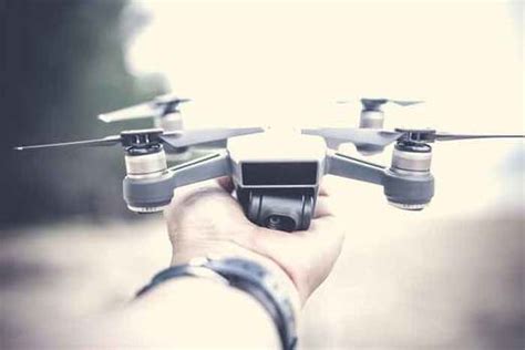 quietest drones  reviews  buying guide  quiet refuge
