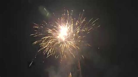 nieuwjaarsvuurwerk  center parcs fireworks youtube